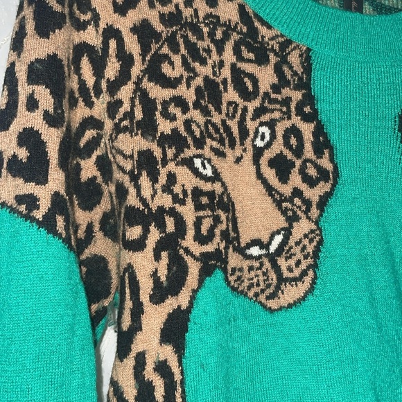 BCBGMaxAzria Leopard Sweater - Picture 2 of 6